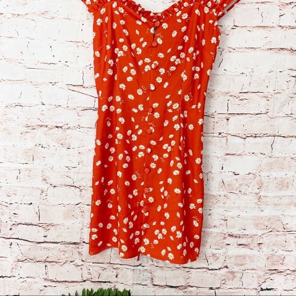 Finders Keepers Mae Daisy Mini Dress Size 4 Milkmaid - Picture 11 of 12